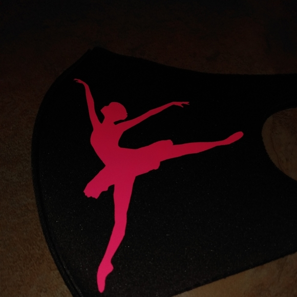 Custom mask - Picture 2 of 4